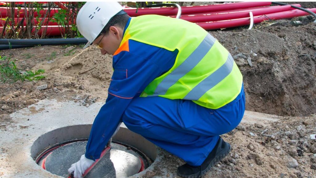Managing Septic Tank Customers on the Go