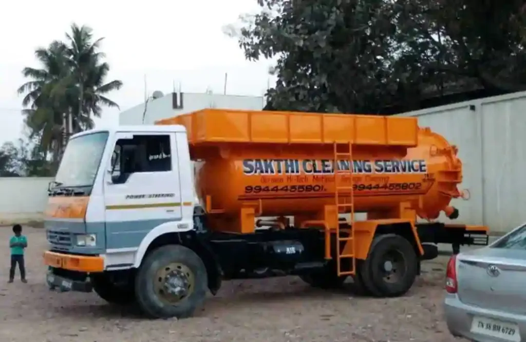orange septic tank truck | Equipment needed to run a septic tank company | ServiceCore software for portable restroom & dumpster companies”