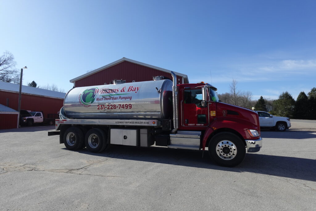 septic pump truck