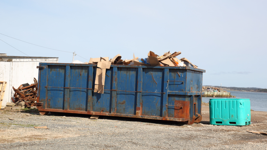 Navigating Franchise Agreements: A Guide for Small Dumpster Companies